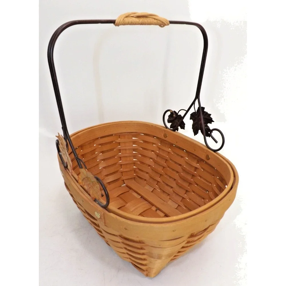 Metal & Wicker Maple Leaf Design Handle Egg Fruit Decorative Basket  8 x 6 x 5